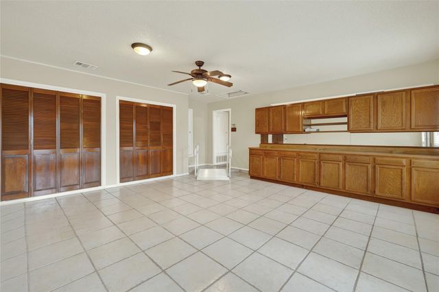 1935 Lisa LN, San Marcos, TX 78666