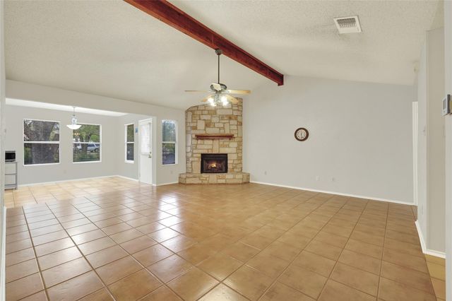 1935 Lisa LN, San Marcos, TX 78666