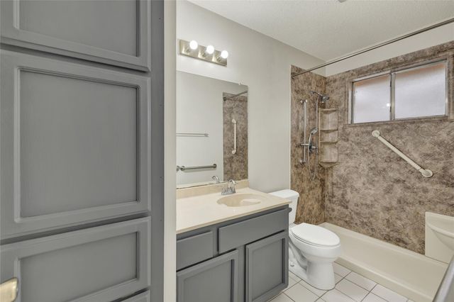 1935 Lisa LN, San Marcos, TX 78666