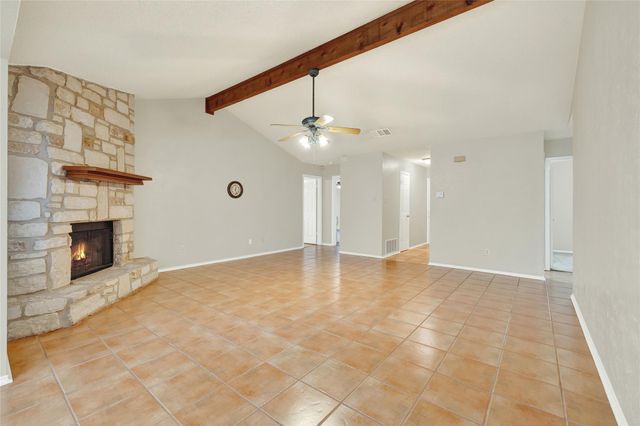 1935 Lisa LN, San Marcos, TX 78666