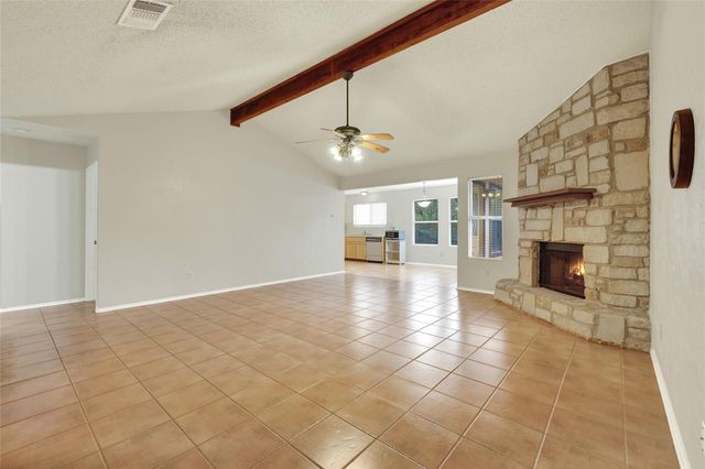 1935 Lisa LN, San Marcos, TX 78666