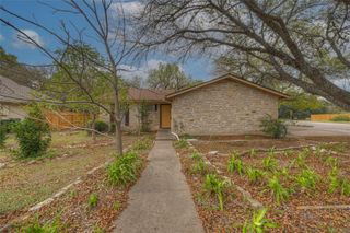 1935 Lisa LN, San Marcos, TX 78666