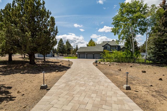 23308 Chisholm Trail, Bend, OR 97702