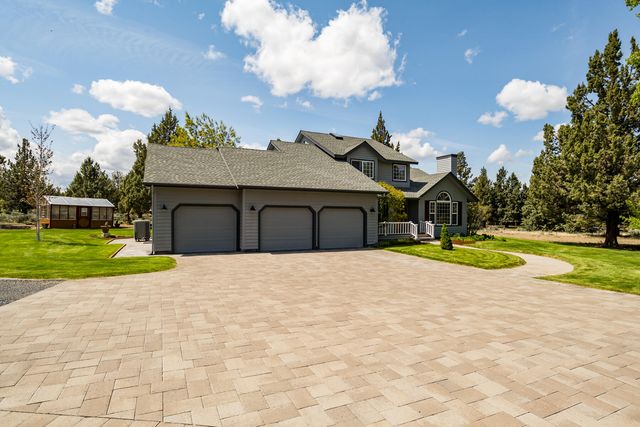 23308 Chisholm Trail, Bend, OR 97702