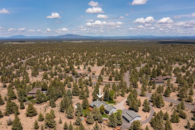 23308 Chisholm Trail, Bend, OR 97702