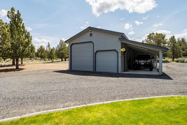 23308 Chisholm Trail, Bend, OR 97702