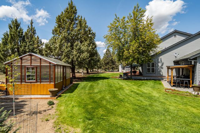 23308 Chisholm Trail, Bend, OR 97702