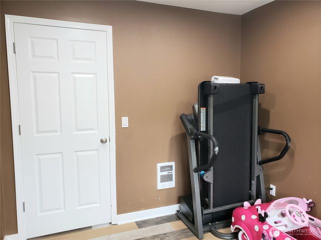 19522 5th Street Ct E #9, Lake Tapps, WA 98391