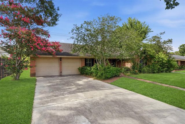 1519 Droxford Drive, Houston, TX 77008