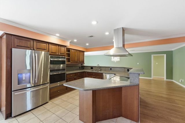 1519 Droxford Drive, Houston, TX 77008