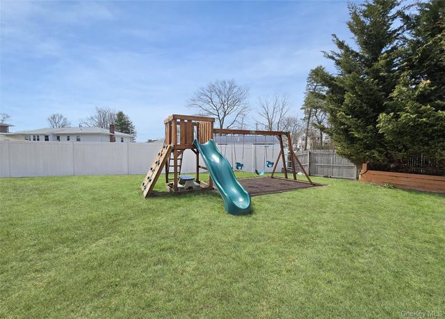 310 Browns Road, Nesconset, NY 11767