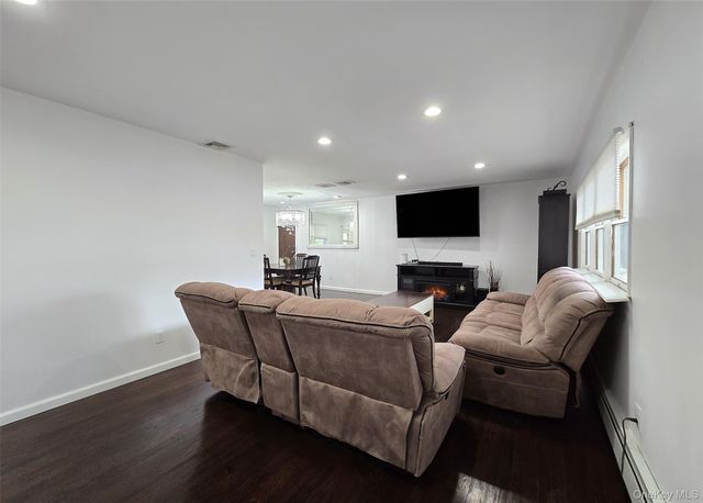 310 Browns Road, Nesconset, NY 11767