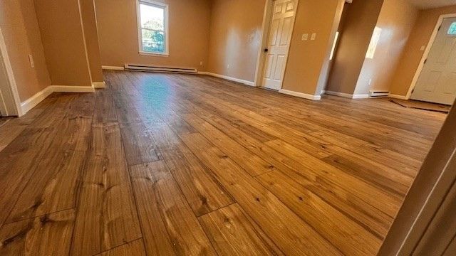81 Mccarthy Ave, Chicopee, MA 01020