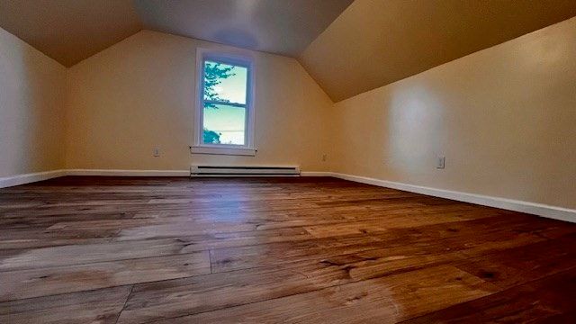 81 Mccarthy Ave, Chicopee, MA 01020