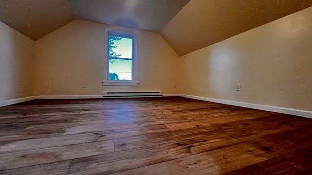 81 Mccarthy Ave, Chicopee, MA 01020
