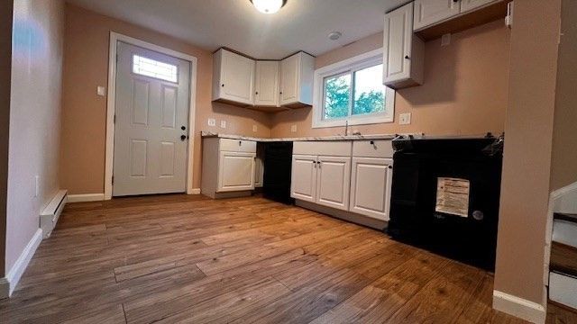 81 Mccarthy Ave, Chicopee, MA 01020