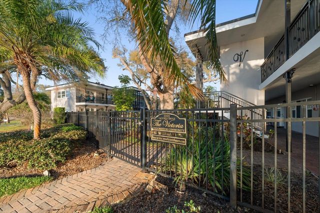 1101 VICTORIA DRIVE 7, Dunedin, FL 34698