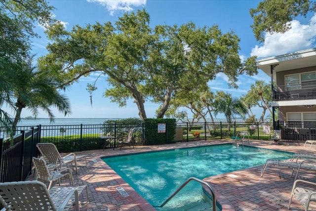 1101 VICTORIA DRIVE 7, Dunedin, FL 34698