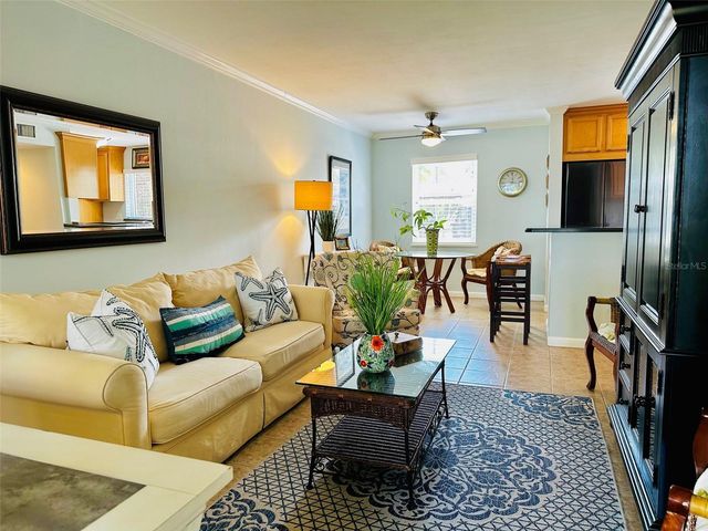 1101 VICTORIA DRIVE 7, Dunedin, FL 34698