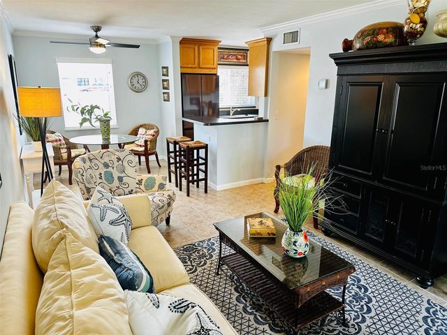 1101 VICTORIA DRIVE 7, Dunedin, FL 34698