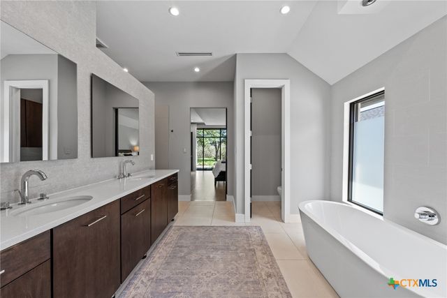10804 Bridgeport Drive, Temple, TX 76502