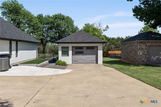 10804 Bridgeport Drive, Temple, TX 76502