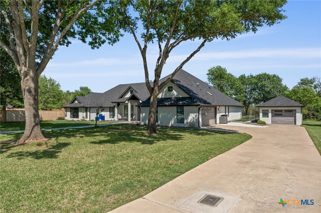 10804 Bridgeport Drive, Temple, TX 76502