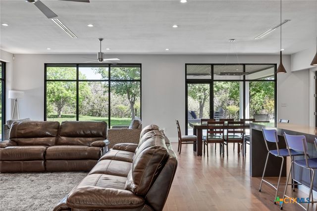 10804 Bridgeport Drive, Temple, TX 76502