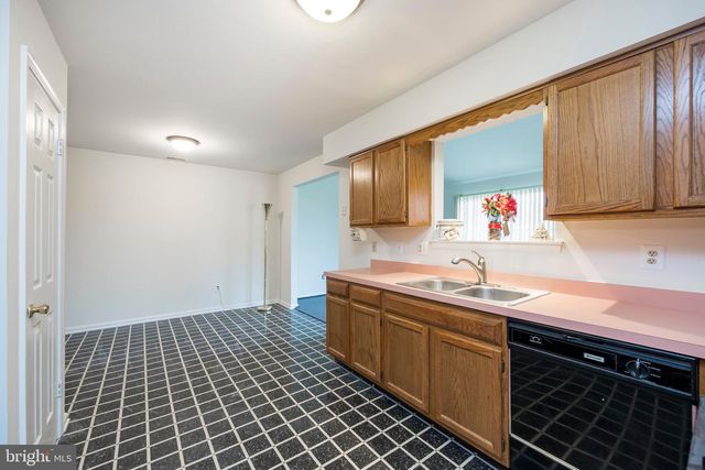 40 SASSAFRAS CT, Sicklerville, NJ 08081