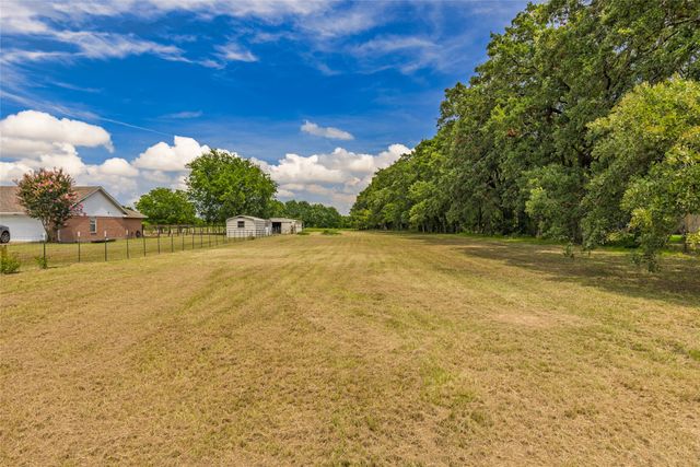 3325 FM 1564 E, Greenville, TX 75402