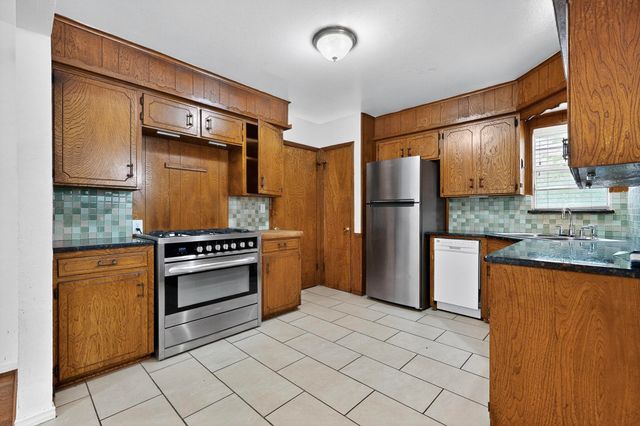 2912 Shadow Wood Drive, Dallas, TX 75224