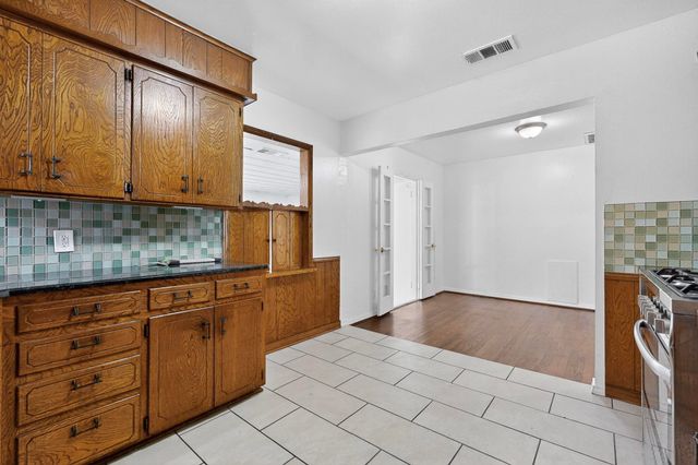 2912 Shadow Wood Drive, Dallas, TX 75224