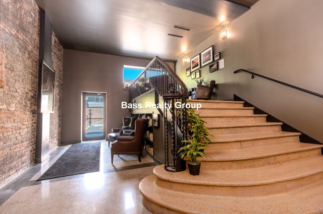5029 N Kenmore Avenue 305, Chicago, IL 60640
