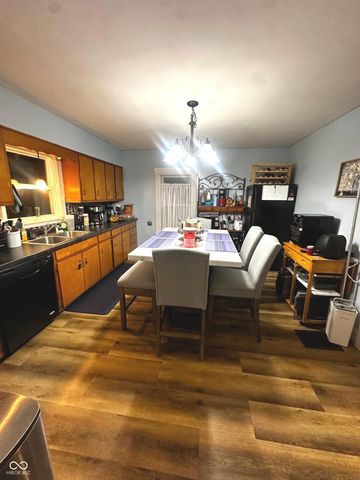 313 N College Avenue, Greencastle, IN 46135