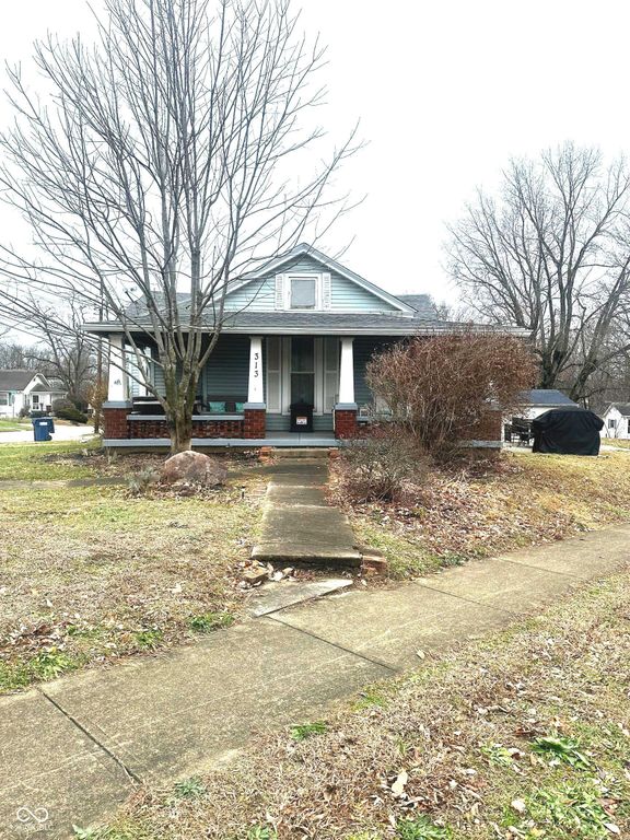 313 N College Avenue, Greencastle, IN 46135