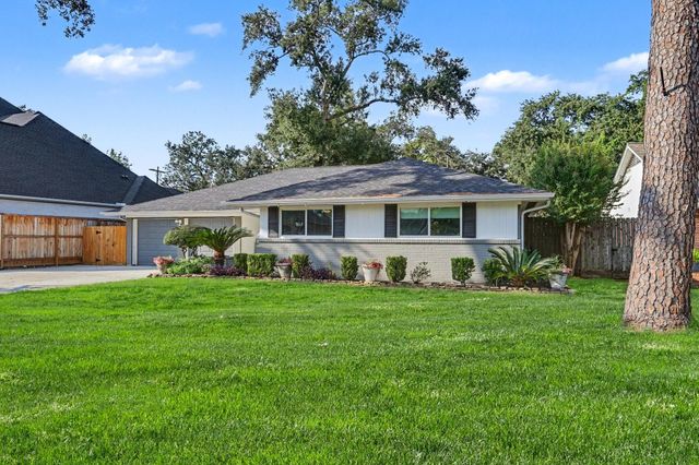 10306 Oakpoint Drive, Houston, TX 77043