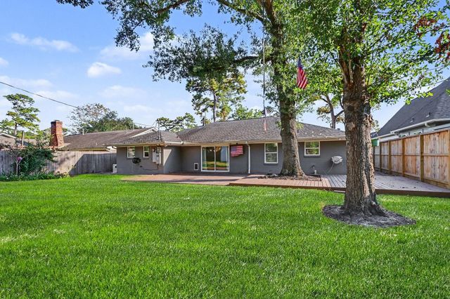 10306 Oakpoint Drive, Houston, TX 77043