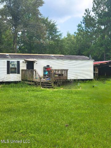 62 Deer Lane, Picayune, MS 39466