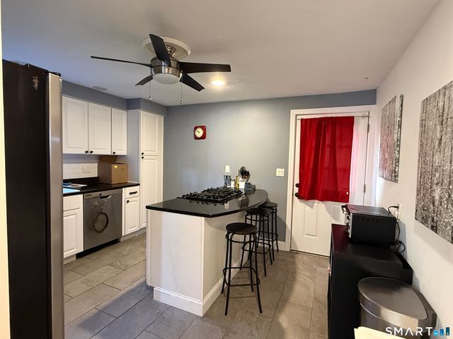 106 Greenhill Terrace, New Haven, CT 06515