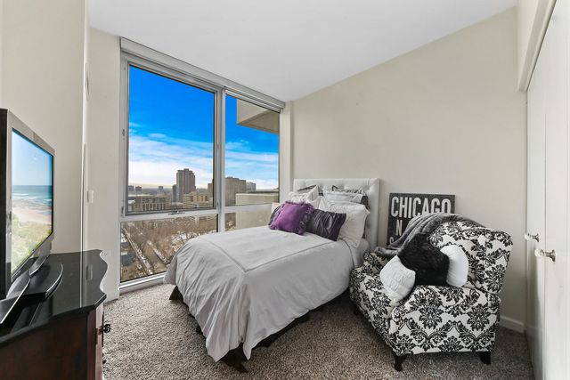 1629 S Prairie Avenue 2005, Chicago, IL 60616