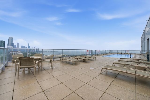 1629 S Prairie Avenue 2005, Chicago, IL 60616