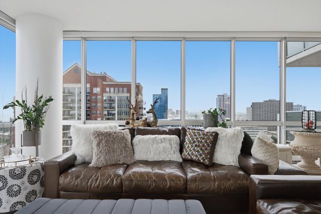 1629 S Prairie Avenue 2005, Chicago, IL 60616