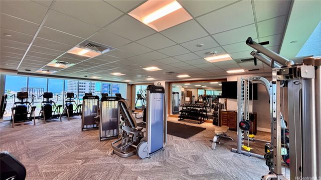 629 Keeaumoku Street 2310, Honolulu, HI 96814