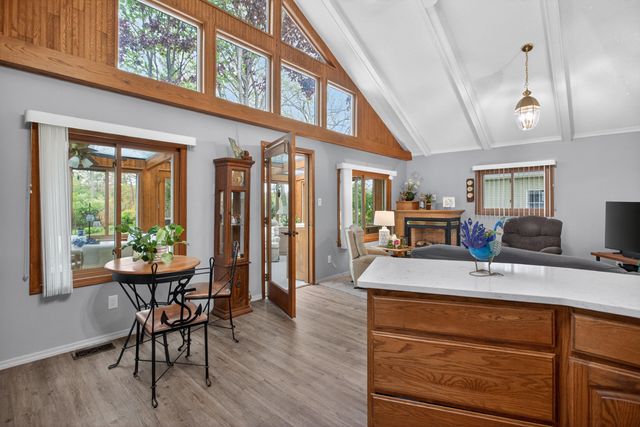 571 Acorn Trail, Horton, MI 49246