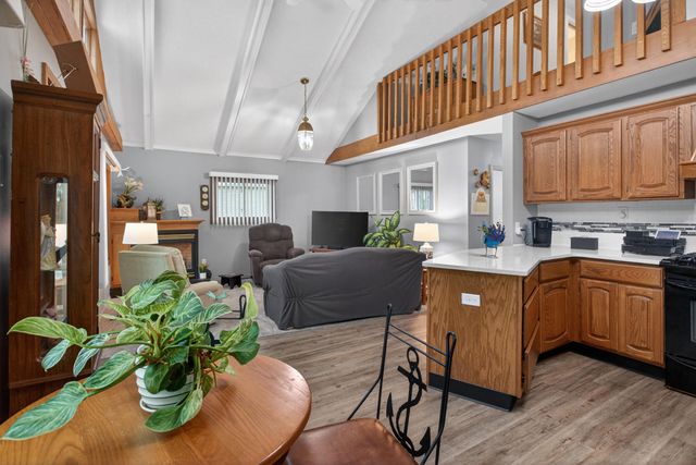571 Acorn Trail, Horton, MI 49246