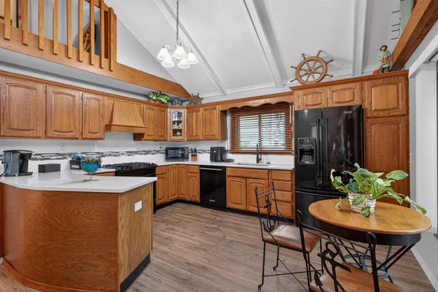 571 Acorn Trail, Horton, MI 49246