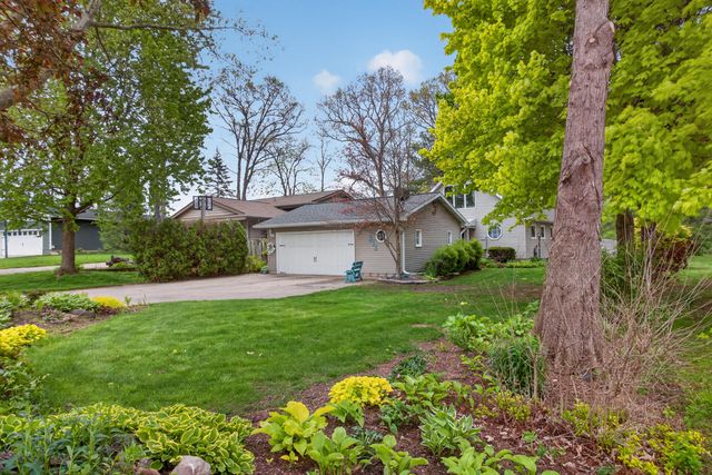 571 Acorn Trail, Horton, MI 49246