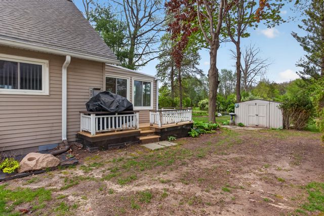 571 Acorn Trail, Horton, MI 49246