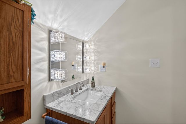 571 Acorn Trail, Horton, MI 49246