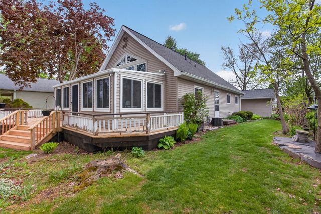 571 Acorn Trail, Horton, MI 49246